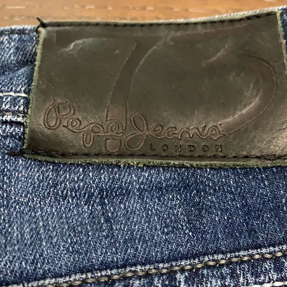 Pepe Jeans London distressed medium wash blue denim jeans Size 30